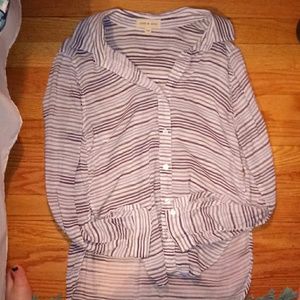 Cloth and Stone brand chambray button up